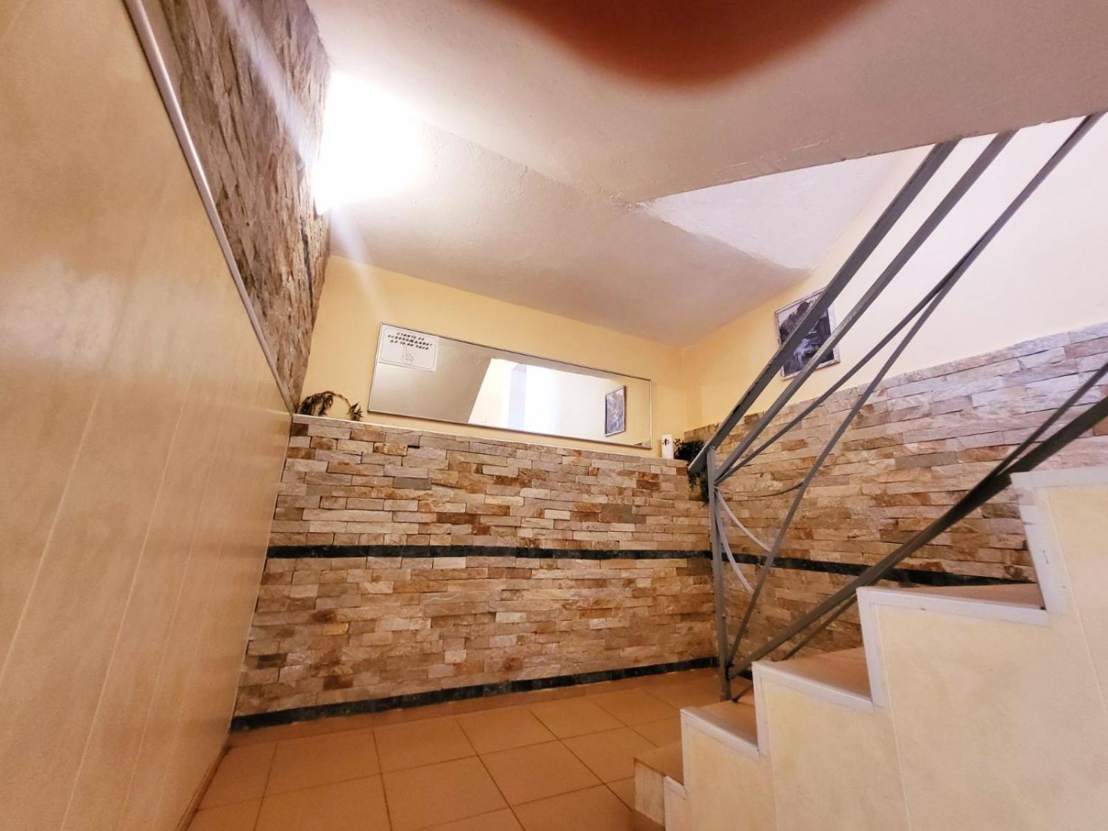 קיטן Kazlarov Guest House מראה חיצוני תמונה