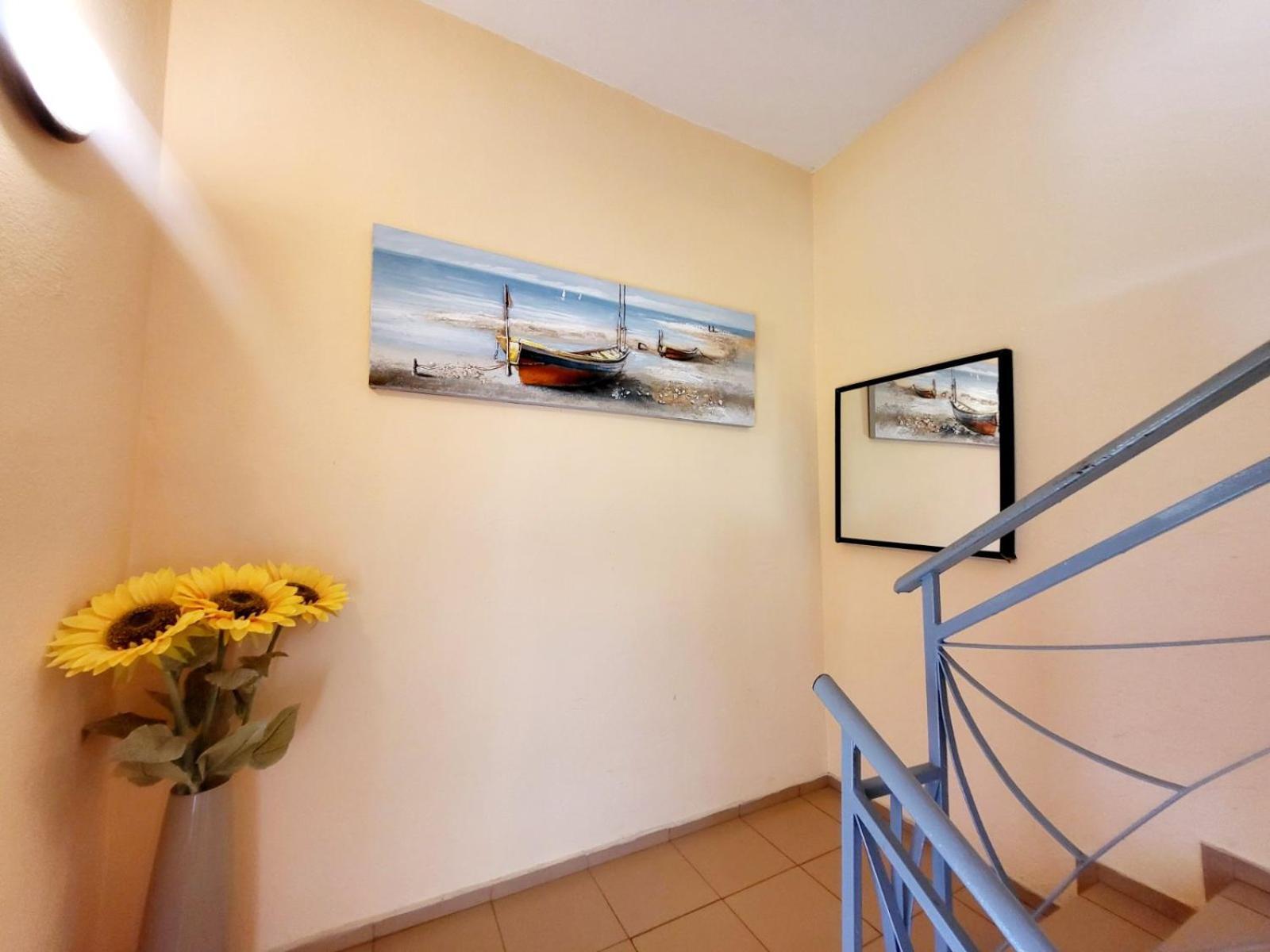 קיטן Kazlarov Guest House מראה חיצוני תמונה